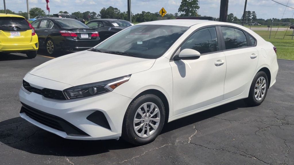 Kia Forte FE IVT photo 4