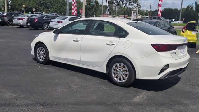 2022 Kia Forte FE IVT - 23036558 - 5