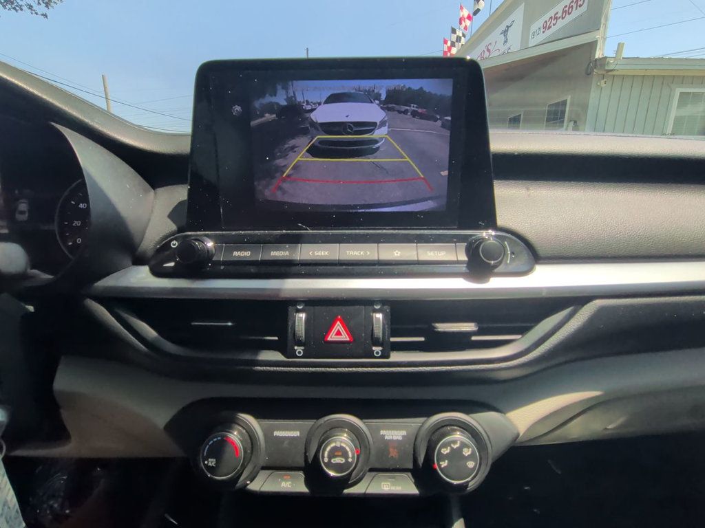 Kia Forte FE IVT photo 18