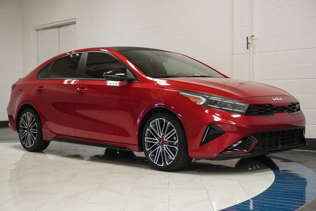 2022 Kia Forte GT photo 4