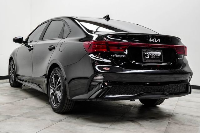 2022 Kia Forte GT-Line IVT - 23001480 - 10