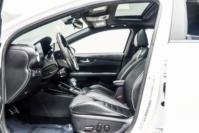 2022 Kia Forte GT-Line IVT - 22917924 - 32