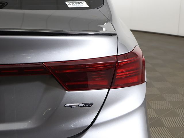 2022 Kia Forte GT-Line IVT - 22997549 - 17