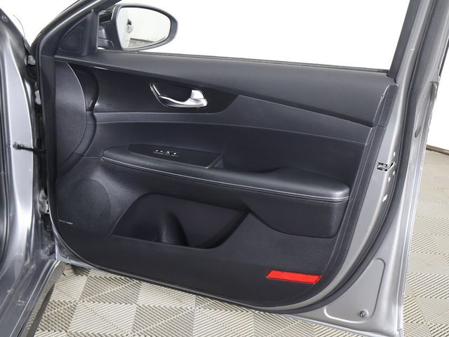 2022 Kia Forte GT-Line IVT - 22997549 - 25