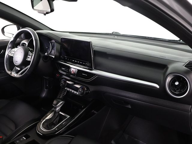 2022 Kia Forte GT-Line IVT - 22997549 - 29
