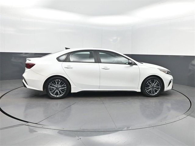 2022 Kia Forte GT-Line IVT - 22966407 - 34