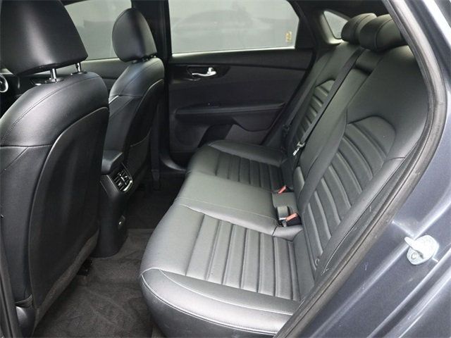 2022 Kia Forte GT-Line IVT - 22936715 - 14