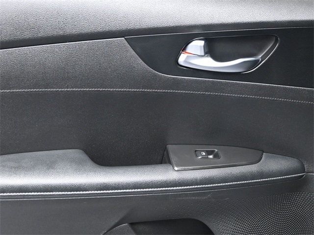 2022 Kia Forte GT-Line IVT - 22936715 - 15