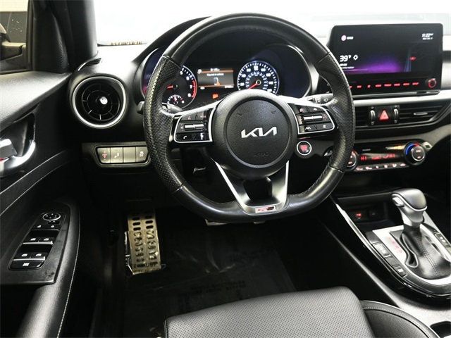 2022 Kia Forte GT-Line IVT - 22936715 - 19