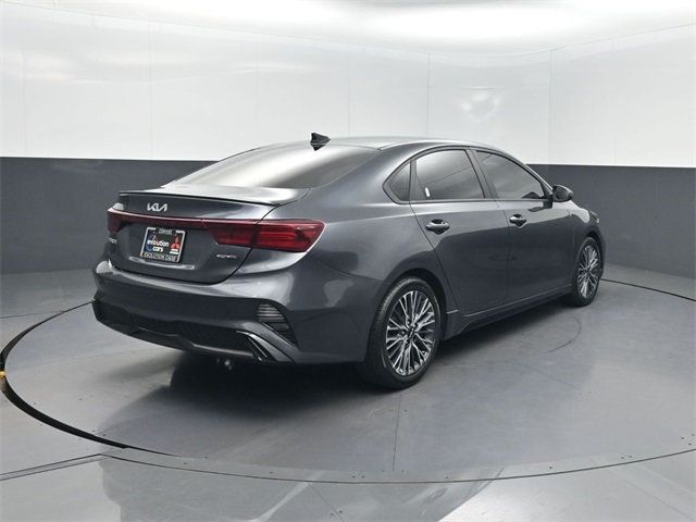 2022 Kia Forte GT-Line IVT - 22936715 - 33