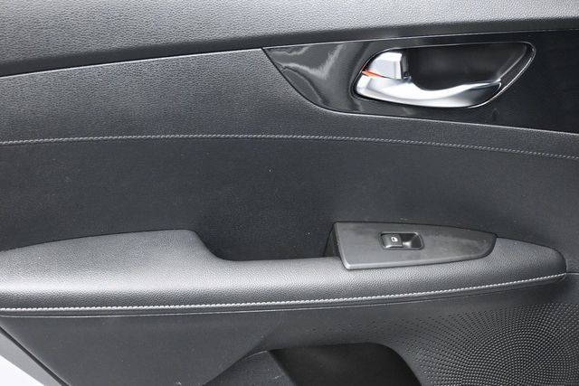 2022 Kia Forte GT-Line IVT - 23003171 - 9