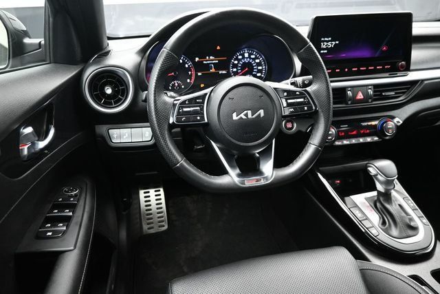 2022 Kia Forte GT-Line IVT - 23003171 - 12