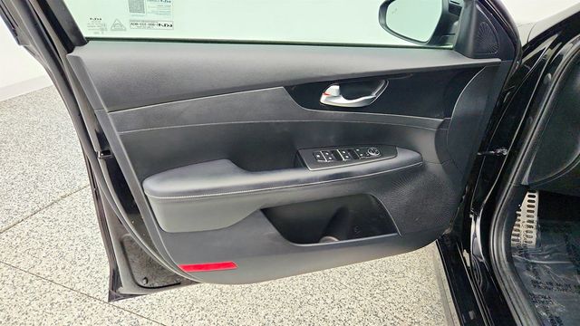 2022 Kia Forte GT-Line IVT - 23010720 - 9