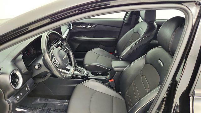 2022 Kia Forte GT-Line IVT - 23010720 - 19