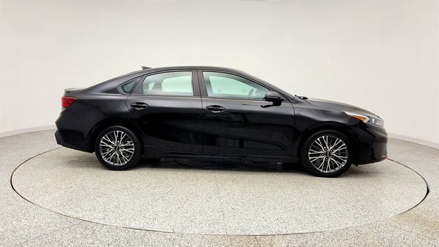 2022 Kia Forte GT-Line IVT - 23010720 - 3