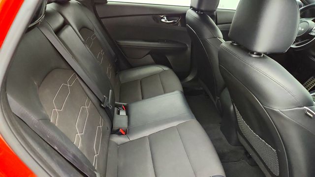 2022 Kia Forte GT-Line IVT w/ Premium Pkg - 23016219 - 23