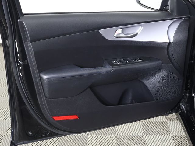 2022 Kia Forte LXS IVT - 22976541 - 20