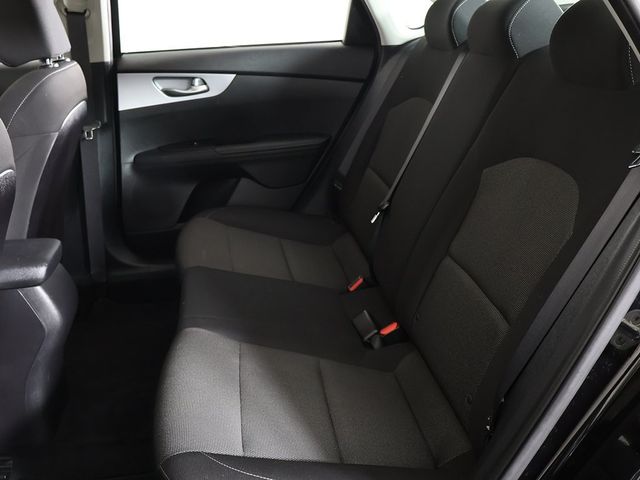 2022 Kia Forte LXS IVT - 22976541 - 30