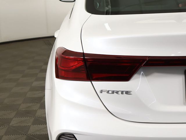 2022 Kia Forte LXS IVT - 23055715 - 12