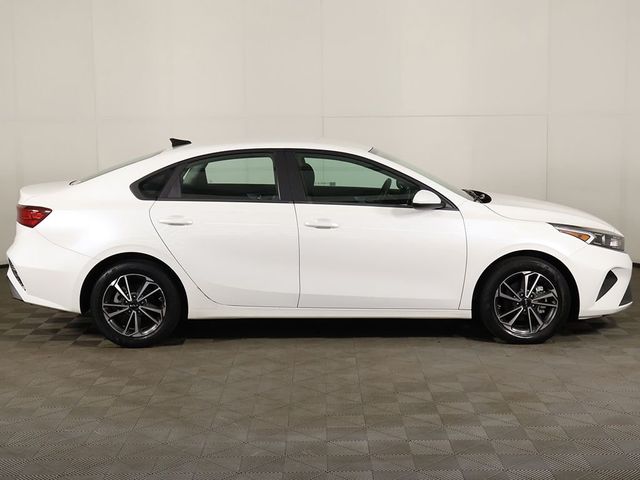 2022 Kia Forte LXS IVT - 23055715 - 15