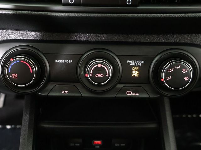 2022 Kia Forte LXS IVT - 23055715 - 41