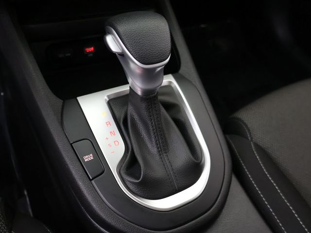 2022 Kia Forte LXS IVT - 23055715 - 42