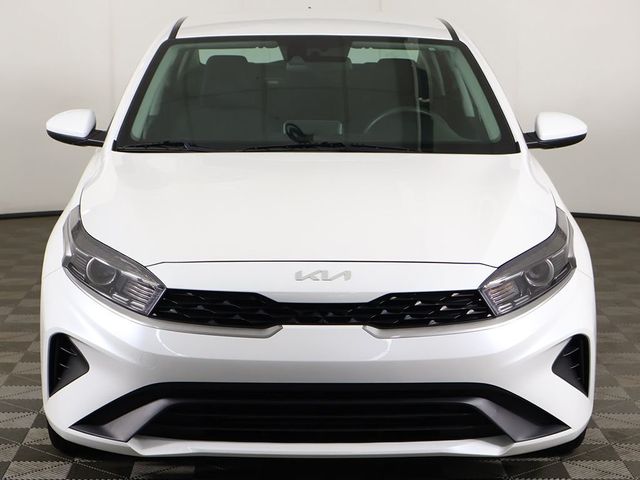 2022 Kia Forte LXS IVT - 23055715 - 8