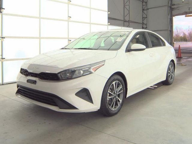 2022 Kia Forte LXS IVT - 22949294 - 1