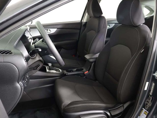 2022 Kia Forte LXS IVT - 23036602 - 26