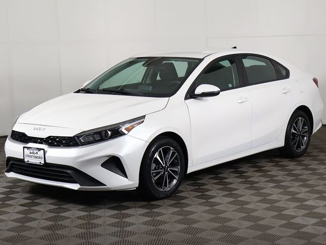 2022 Kia Forte LXS IVT - 23064403 - 9