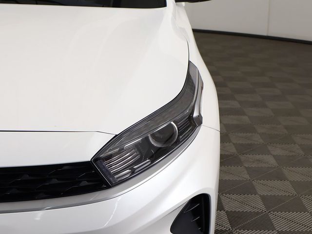2022 Kia Forte LXS IVT - 23064403 - 15