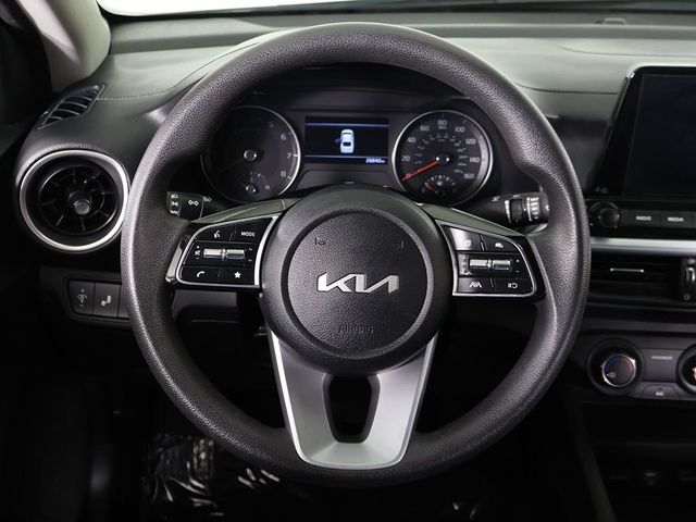 2022 Kia Forte LXS IVT - 23064403 - 34
