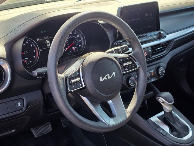 2022 Kia Forte LXS IVT - 22941361 - 7