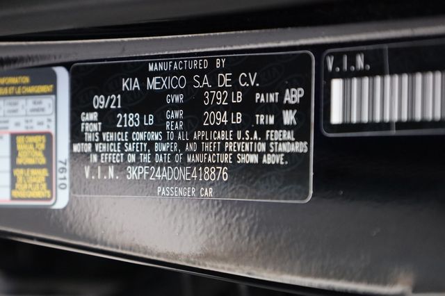 2022 Kia Forte LXS IVT - 22969090 - 11