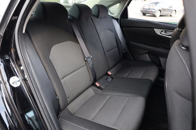 2022 Kia Forte LXS IVT - 22969090 - 20