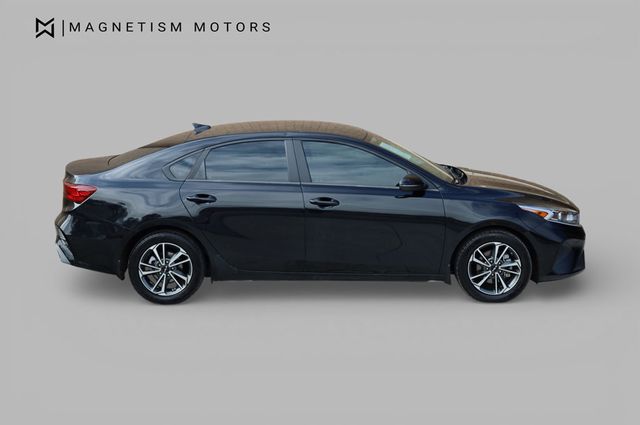 2022 Kia Forte LXS IVT - 22969090 - 2