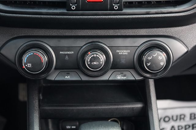 2022 Kia Forte LXS IVT - 22969090 - 32