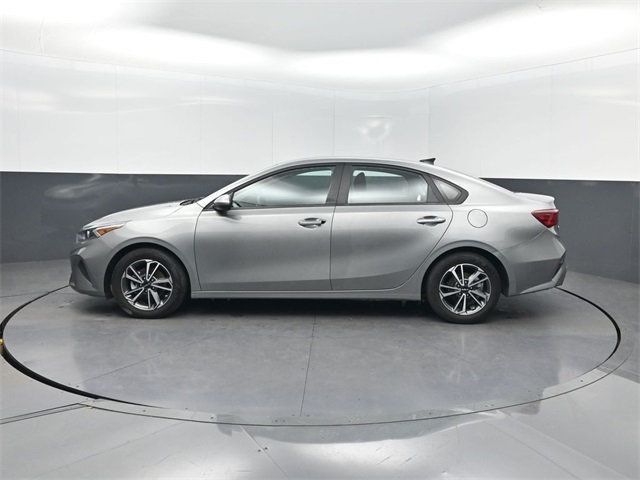 2022 Kia Forte LXS IVT - 22970332 - 1