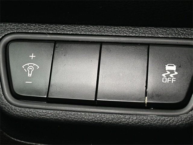 2022 Kia Forte LXS IVT - 22970332 - 24