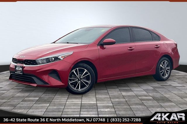 2022 Kia Forte LXS IVT - 22999465 - 0