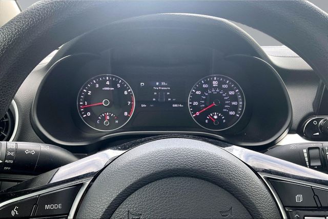 2022 Kia Forte LXS IVT - 22999465 - 23