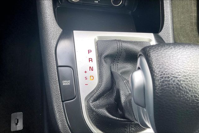 2022 Kia Forte LXS IVT - 22999465 - 30