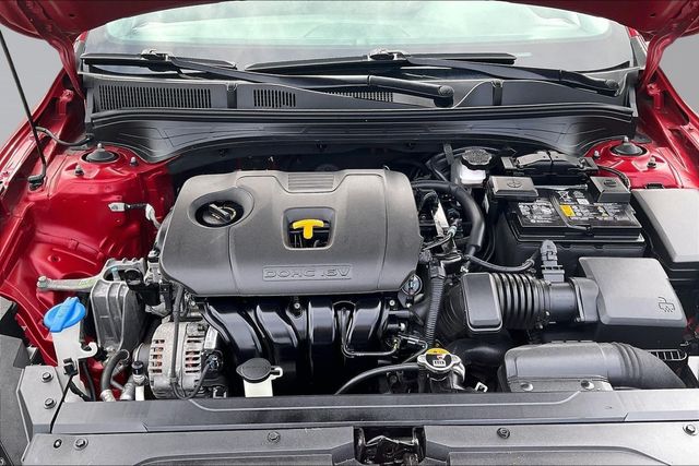 2022 Kia Forte LXS IVT - 22999465 - 40