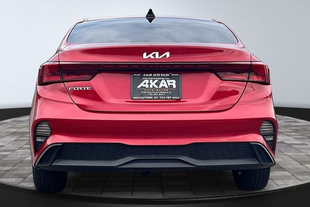 2022 Kia Forte LXS IVT - 22999465 - 5