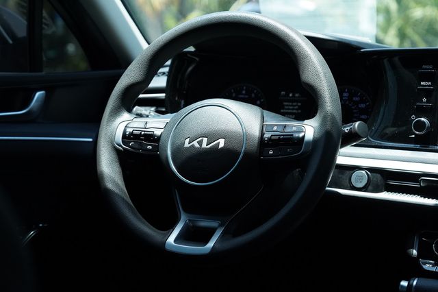 2022 Kia K5  - 23035658 - 27