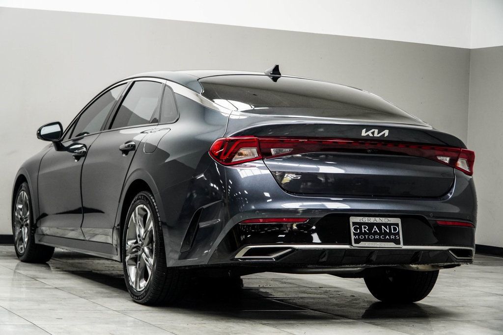 2022 Kia K5 EX photo 10