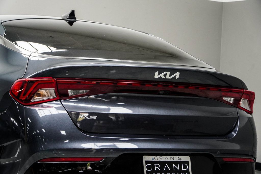 2022 Kia K5 EX photo 13