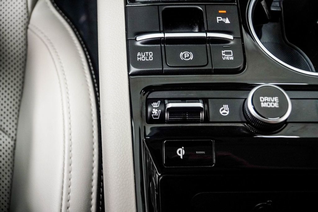 2022 Kia K5 EX photo 17