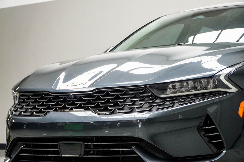 2022 Kia K5 EX photo 2