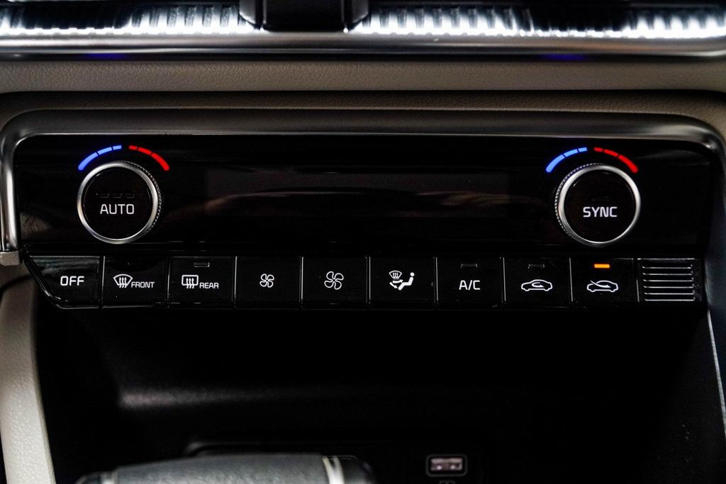2022 Kia K5 EX photo 19